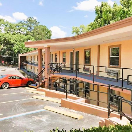 Oyo Hotel Tallahassee Downtown Ngoại thất bức ảnh