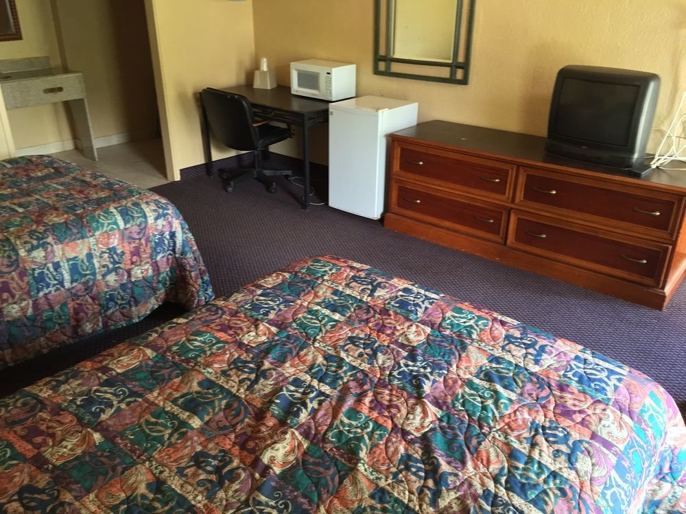 Oyo Hotel Tallahassee Downtown Ngoại thất bức ảnh